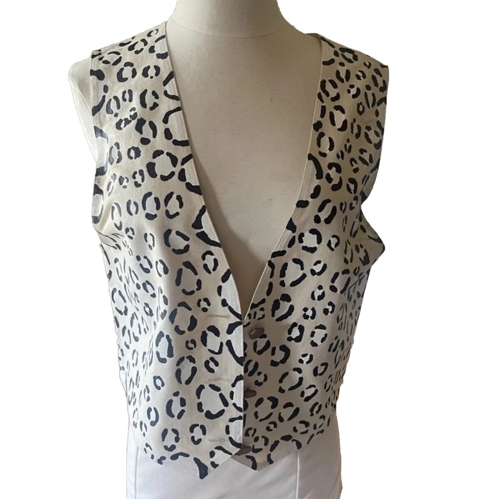 Handpainted cheetah leopard button down canvas st… - image 1